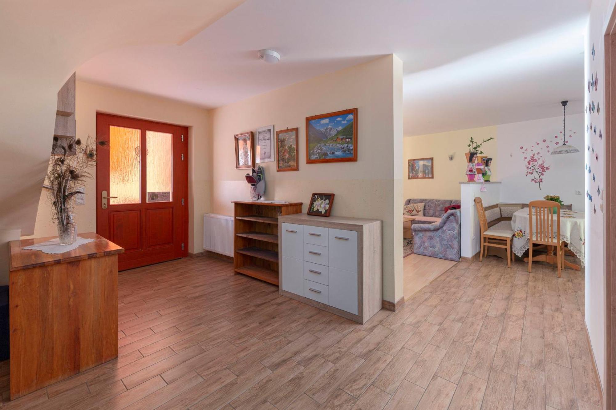 Apartment Pr' Kavac Rateče Kültér fotó