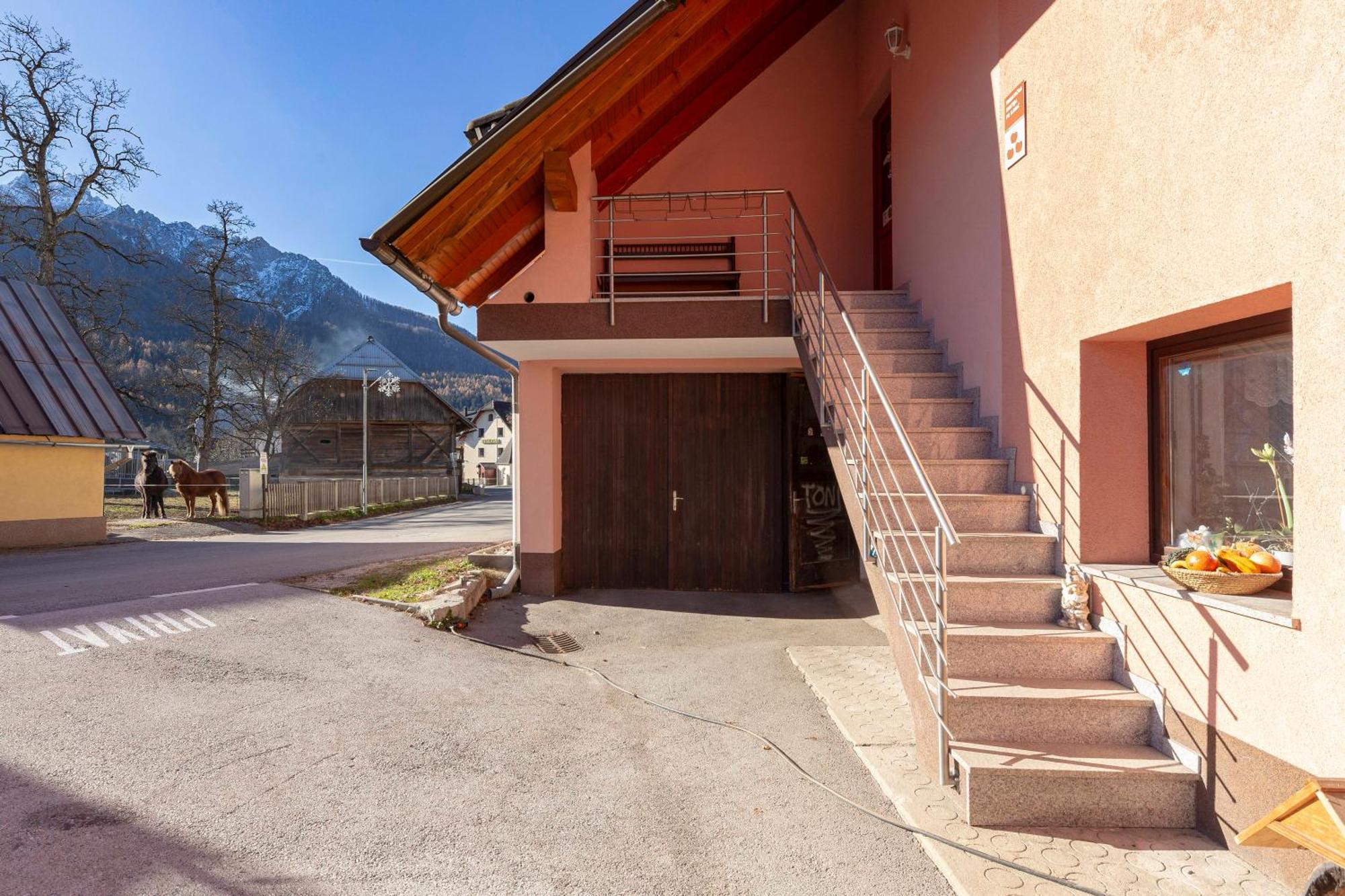 Apartment Pr' Kavac Rateče Kültér fotó