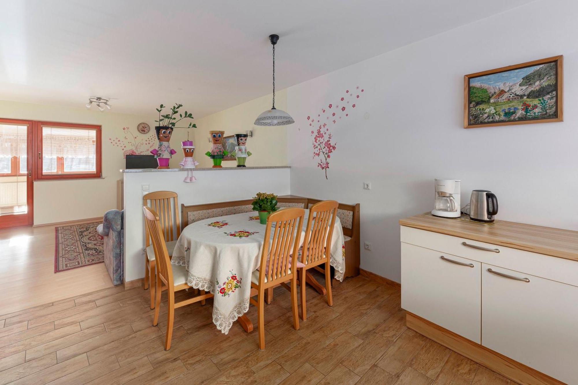 Apartment Pr' Kavac Rateče Kültér fotó