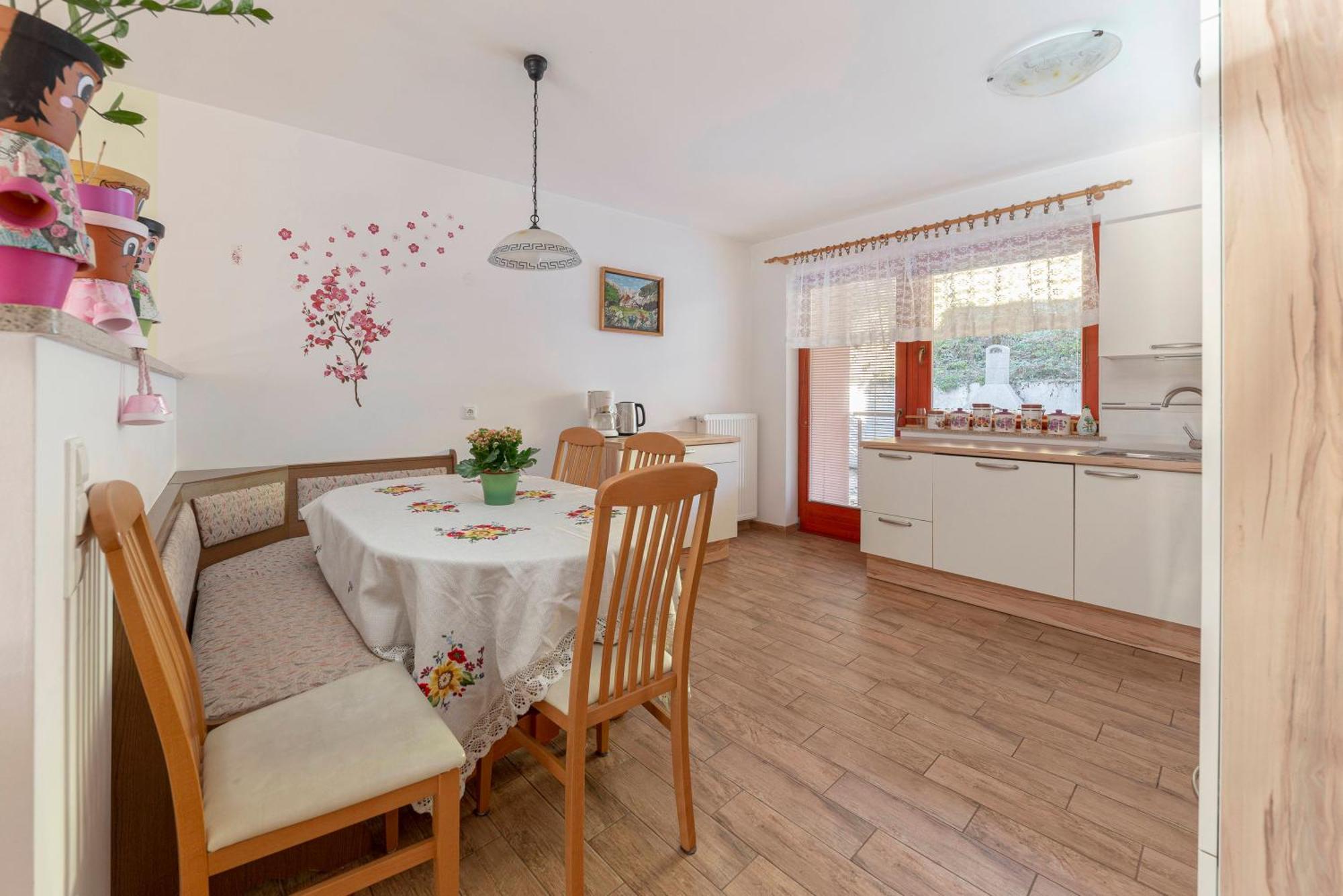 Apartment Pr' Kavac Rateče Kültér fotó